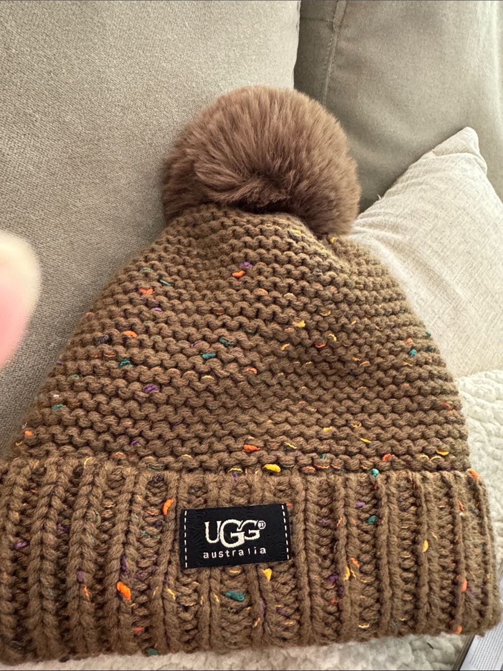 Ugg knit Pom hat with fleece lining